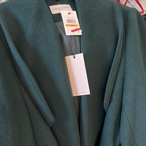Women’s Cole Haan coat - Picture 6 of 8